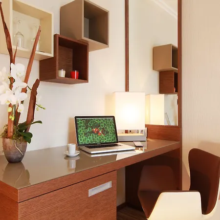 호텔 Ac By Marriott Ambassadeur Antibes - Les Pins 주앙레핑