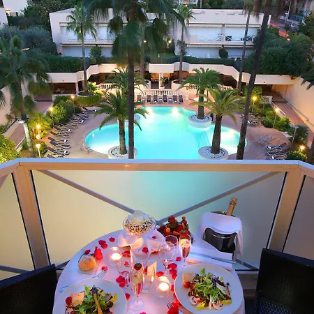 Ac By Marriott Ambassadeur Antibes - Les Pins 호텔 4*
