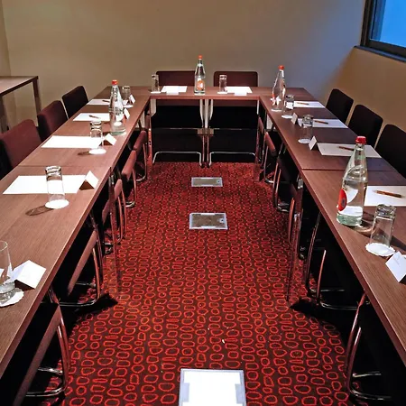 호텔 Ac By Marriott Ambassadeur Antibes - Les Pins 4*