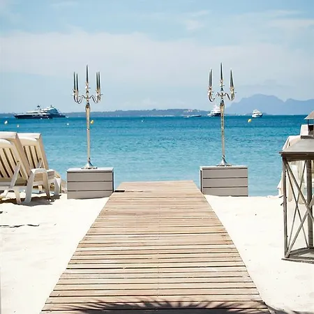 Ac By Marriott Ambassadeur Antibes - Les Pins 4* Жюан-ле-Пен