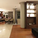 酒店 安提布 - 瑞昂莱潘大使万豪ac酒店 4*
