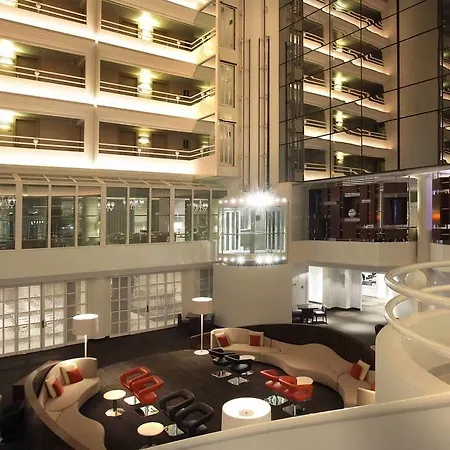 Ac By Marriott Ambassadeur Antibes - Les Pins Жюан-ле-Пен