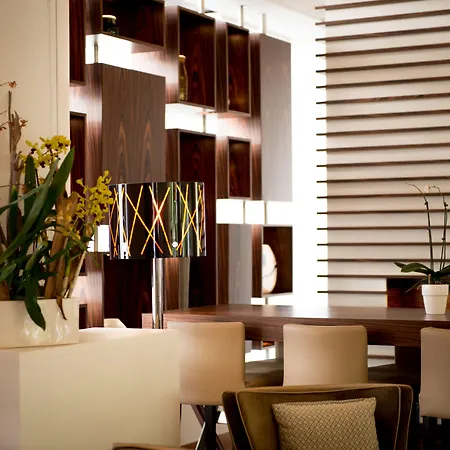 Ac By Marriott Ambassadeur Antibes - Les Pins 4* Жюан-ле-Пен