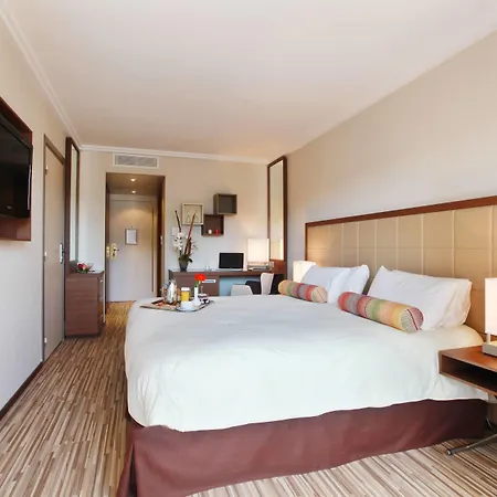 Ac By Marriott Ambassadeur Antibes - Les Pins Жюан-ле-Пен