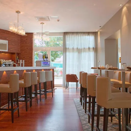 Szálloda Ac By Marriott Ambassadeur Antibes - Les Pins