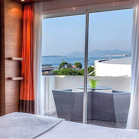 Ac By Marriott Ambassadeur Antibes - Les Pins Szálloda Juan-les-Pins