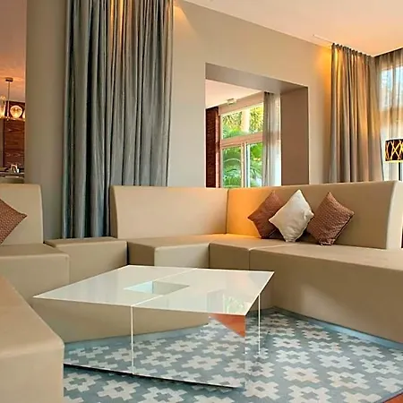 Ac By Marriott Ambassadeur Antibes - Les Pins Szálloda 4*