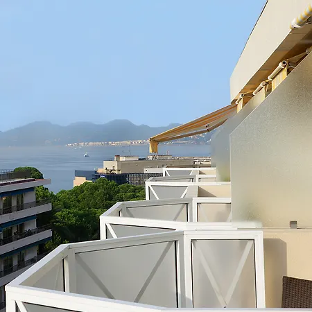 Ac By Marriott Ambassadeur Antibes - Les Pins Hotell