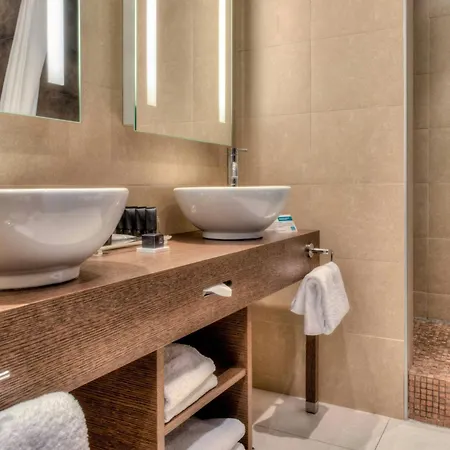 Ac By Marriott Ambassadeur Antibes - Les Pins Готель