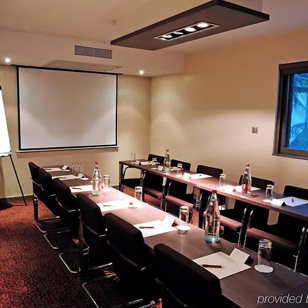 Готель Ac By Marriott Ambassadeur Antibes - Les Pins Жюан-ле-Пен